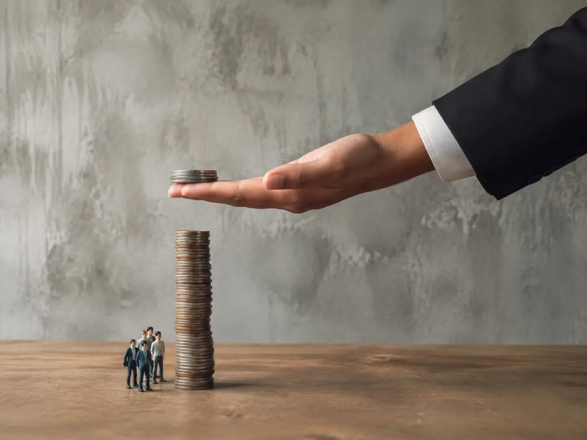 How Might a Maximum Wage Work?